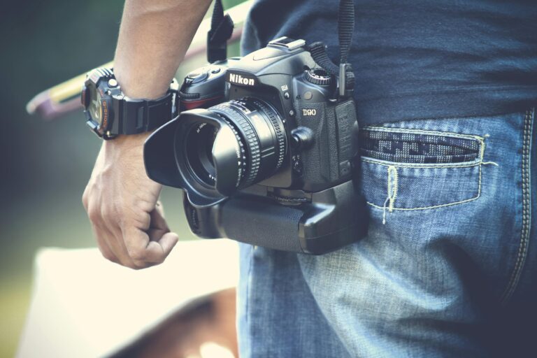 Read more about the article 10 Tips for Capturing Impactful Photos of Church Activities