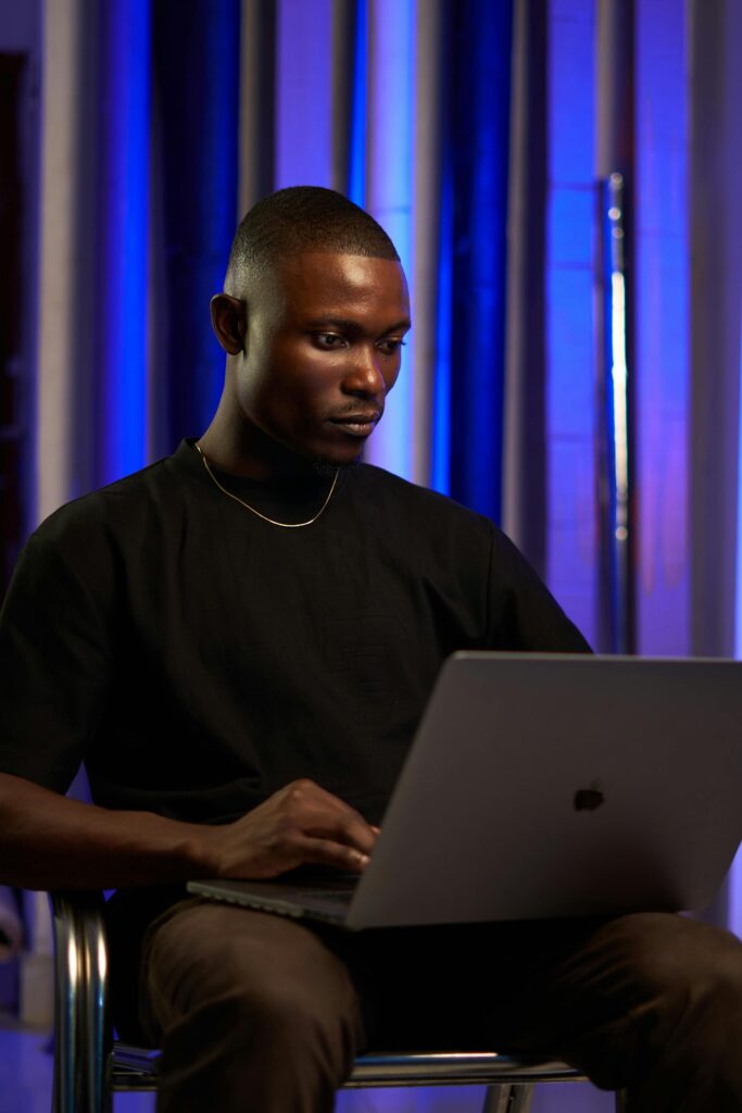 How to Use Volunteer Management Courses to Build Stronger Teams
