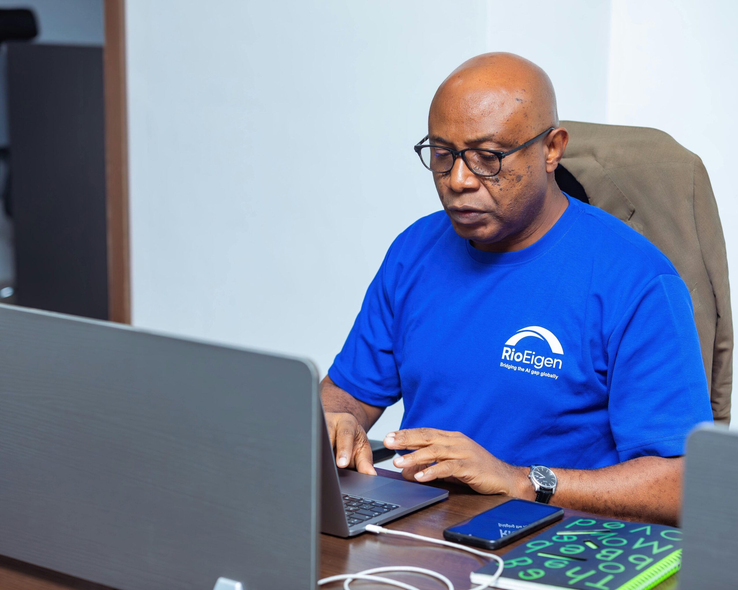 Read more about the article How to Manage Tithes and Offerings Under Fiscal Sponsorship